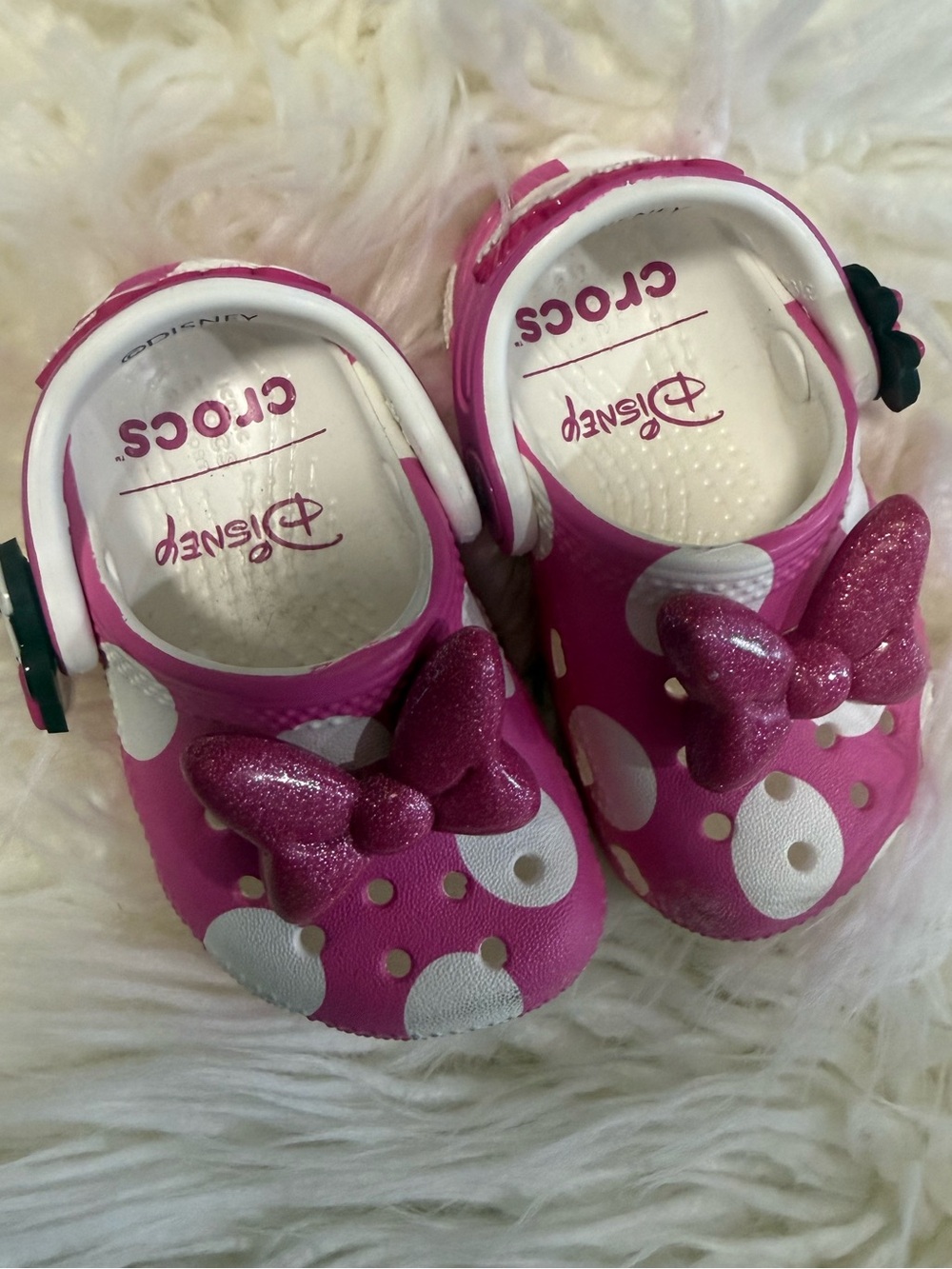 Minnie Mouse crocs